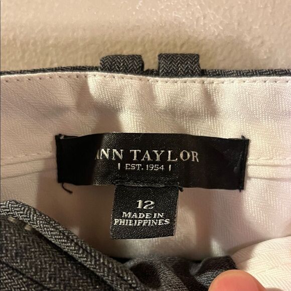Ann Taylor Women's Gray Trousers - Picture 3 of 11